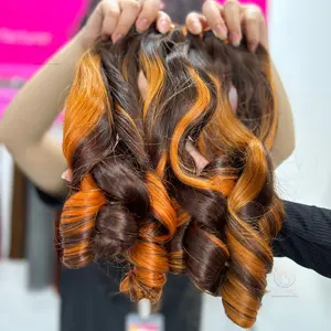 Top vente brut vietnamien humain non transformé cheveux matériel mixte couleur Super Double dessiné cheveux rebondissants bouclés faisceaux de cheveux humains