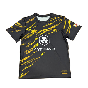 Kit de combat MMA pour hommes UFC, t-shirt noir, short rouge, impression par sublimation du logo, coupe régulière, respirant, 150 GSM, séchage rapide, vêtements d'arts martiaux - Product Image 2