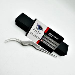 Pince à cils en acier inoxydable personnalisée, outil d'application de cils pointus avec logo personnalisé, haute qualité pour l'application de faux cils - Product Image 3