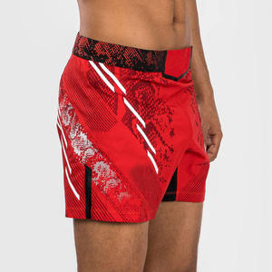 Pantalones cortos sublimados de moda hechos con tela de poliéster suave, diseños vibrantes y un corte relajado para un estilo urbano. - Product Image 3