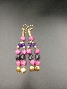 Pendientes de Perlas de Agua Dulce con Forma de Mariposa Chapados en Oro con Diseño Minimalista para el Uso Diario y Ocasiones Religiosas de la Mujer - Product Image 4