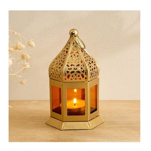 Lanterne marocaine en métal effet laiton, très vendue, lanternes décoratives pour la décoration de l'Aïd et du Ramadan - Product Image 1