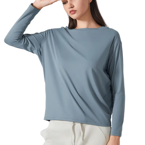 Vente en gros de t-shirts de compression personnalisés fabriqués au Pakistan, vêtements de marque, t-shirts en coton de style japonais - Product Image 2