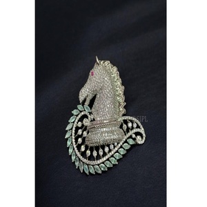 Broche en laiton plaqué argent mat de qualité supérieure, ornée de zircon, pour femmes et jeunes filles, collection cadeau de mariage - Product Image 2