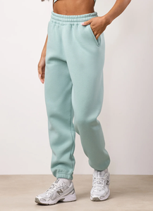 Conjunto deportivo para mujer, corte ajustado, algodón y poliéster, sudadera con cremallera, pantalones jogger, transpirable, elástico, para gimnasio y entrenamiento. - Product Image 3