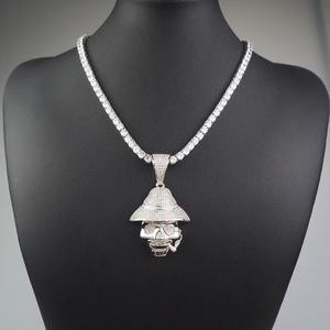 Collier Hip Hop. Pendentif Crâne des Pirates des Caraïbes. Accessoires de rue hip-hop hipster micro-incrustés de moissanite - Product Image 5