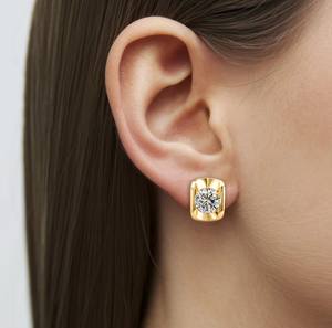 ต่างหูมอสซาไนต์ทรงกลมแบบหรูหรา ตัวเรือนเงินแท้ 925 ชุบทอง 14K เหมาะสำหรับงานแต่งงาน เครื่องประดับคุณภาพสำหรับผู้หญิง - Product Image 3