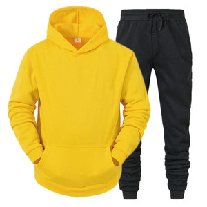 Ensemble de survêtement décontracté pour homme, sweat-shirt à capuche rouge avec pantalon de jogging noir, coupe régulière, couleur unie, matière polaire, vêtements d'automne - Product Image 3
