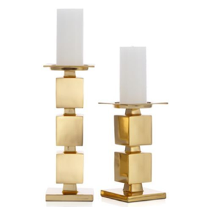 Porte-bougies festifs en forme de gobelets dorés avec décorations de verdure et de rubans. Style élégant disponible à prix de gros. - Product Image 2