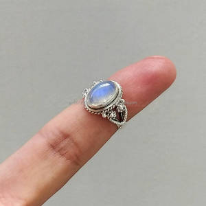 Anillo de plata esterlina sólida 925, anillo de plata hecho a mano, anillo bohemio, anillo de piedra lunar de Fuego Azul - Product Image 3
