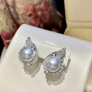 Pendientes de Plata de Ley S925 con Perlas Naturales de 11-12 mm, Diseño Versátil con Micro Imperfecciones, con Foto Real y Caja de Regalo - Product Image 1