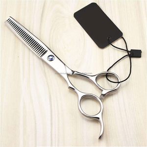 Ciseaux de coiffure professionnels en acier inoxydable pour droitiers, manche moyen, ensemble de ciseaux de coupe et d'éclaircissement à lame tranchante - Product Image 4