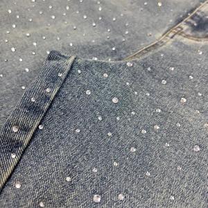 Shorts en jean 100 % denim pour homme, coupe ample, avec strass et bande latérale en cristal, denim délavé, pour l'été - Product Image 5