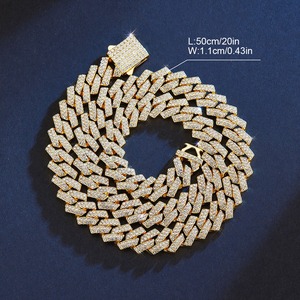 Collar de cadena cubana con dijes para mujer, estilo hip hop, con incrustaciones de moissanita VVS, de plata de ley, chapado en plata - Product Image 1