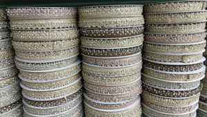 Bordure en dentelle à sequins soluble dans l'eau, personnalisable, écologique, pour broderie machine – Offres en gros - Product Image 3