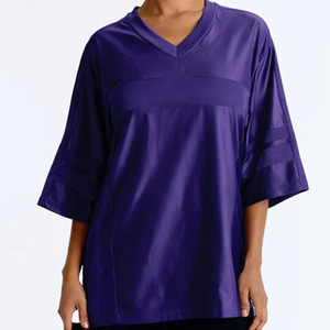 Maillot de football américain en maille personnalisable violet, col en V, coupe ajustée, uniforme de football, commande en gros OEM - Product Image 4