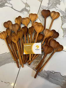 ช้อนไม้รูปแมวน่ารัก ทำด้วยมือจากไม้ธรรมชาติ ช้อนกาแฟไม้สีแดง ช้อนไม้แอคาเซีย ช้อนไม้แอช เป็นมิตรกับสิ่งแวดล้อม ช้อนครัวเวียดนาม - Product Image 2