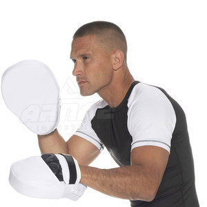 In New Stock <b>Focus</b> <b>Pad</b> With Balanced Cushioning And Premium <b>Focus</b> <b>Pad</b> For Martial Arts Training Sessions - Product Image 3