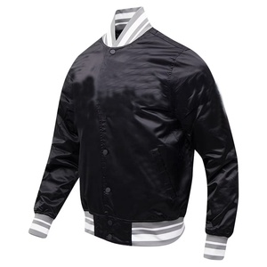 Veste universitaire noire en satin pour homme avec col et poignets à rayures grises, coupe classique, fermeture boutonnée, logo sur la manche gauche - Product Image 2