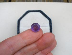 Ametyste naturelle ronde facettée de 13 mm pour la collection et la fabrication, certifiée par un tiers, pour la création de bijoux verts - Product Image 4