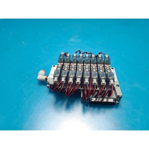 SMC SY100-DU100226 - Pièces d'équipement semi-conducteur d'occasion - Équipement semi-conducteur d'époque - Product Image 2
