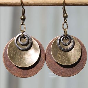 Accessoires en cristal exclusifs pour fêtes, design tendance en cuivre et laiton, élégants et écologiques, faits à la main, de qualité supérieure, RR202515355 - Product Image 4