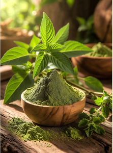 Poudre de feuilles de Tulsi vert naturel de qualité alimentaire, finement moulue, poudre de basilic sacré pour les boissons, les smoothies, la cuisine et la pâtisserie - Product Image 2