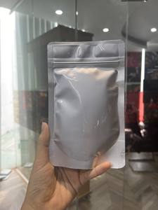 Café Instantáneo en Polvo 100% Robusta, Secado por Aspersión, Alto en Cafeína, Chocolate Amargo, Certificado HACCP, ISO, Kosher, Grado Alimenticio, en Bolsa - Product Image 4