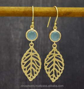 Pendientes de gota de hoja ligera inspirados en la naturaleza Pendientes de aro de Calcedonia de agua Joyería de vacaciones - Product Image 4
