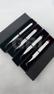 Ensemble de pinces à cils 45/90/Courbe, antidérapantes, en acier inoxydable blanc Santa, pour extensions de cils volume, avec logo personnalisé, anti-magnétiques - Product Image 3