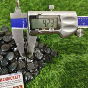 Top Quality Buffalo <b>Black</b> Horn Button Fashion High-Quality <b>Black</b> Buffalo Horn Buttons With Customized Size And Shape - Product Image 3