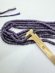 Venta al por mayor de cuentas de amatista africana oscura en forma de neumático Heishi de 6-7 mm, hebra de 16 pulgadas, fabricante y proveedor - Product Image 3
