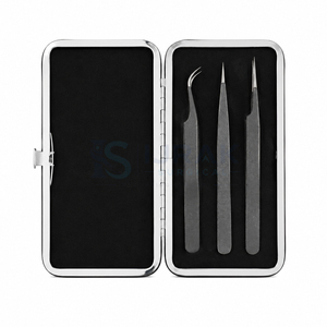 Juego Profesional de 3 Pinzas para Extensión de Pestañas de Acero Inoxidable con Estuche de Almacenamiento - Product Image 4