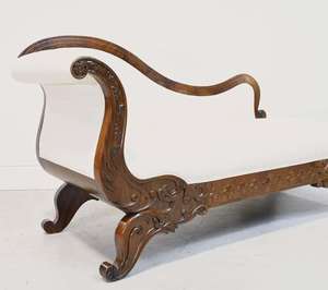 Sofá Chaise Longue Clásico de Madera con Asiento Tapizado - Product Image 4