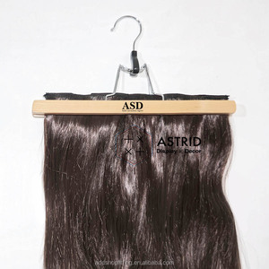 Astrid 30 CM Pince à logo personnalisé en bois, écologique, pliable, de luxe, simple, en tissu non-tissé, multifonction, pour armoire et salle de bain - Product Image 4