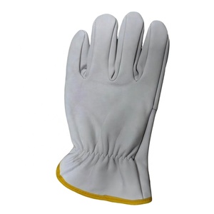 Gants de moto personnalisés sur mesure à vendre, fabriqués au Pakistan, gants de haute qualité pour moto, gants en cuir personnalisés pour moto - Product Image 1