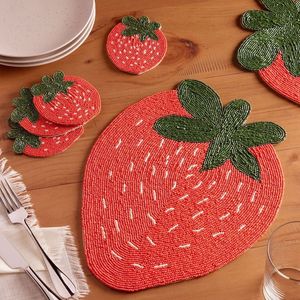 Juego de Posavasos Decorativos con Bordado Artesanal y Cuentas, Posavasos Hechos a Mano de Primera Calidad para un Estilo Contemporáneo - Product Image 5