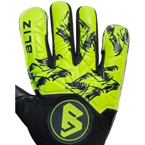 ถุงมือผู้รักษาประตูแบบ Negative Cut & Roll Finger สำหรับฟุตบอลมืออาชีพ รับผลิตตามสั่ง (OEM) ขายส่ง ออกแบบตามหลักสรีรศาสตร์ ฝ่ามือทำจากยางลาเท็กซ์ ยึดเกาะได้ดี - Product Image 4