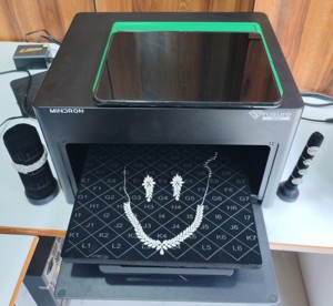 Le Trusure MAX est une machine de détection de diamants cultivés en laboratoire haute performance, conçue pour une authentification rapide CVD et HPHT. - Product Image 2
