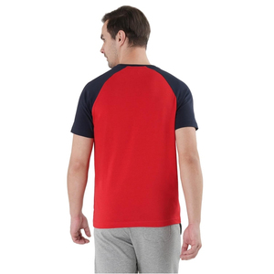 Camiseta Casual de Cuello Redondo y Manga Raglán para Hombre, Color Rojo y Azul Marino, Corte Holgado, Tejido de Punto, Logotipo Frontal, 100% Algodón - Product Image 3