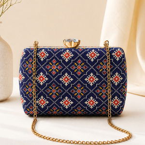 Bolso de Mano Étnico Azul Marino, Bolso de Diseño Étnico para Mujer, para Bodas y Eventos Festivos - Product Image 1