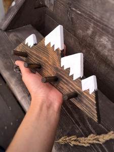<b>Rustic</b> <b>Wooden</b> Wall Key Holder Organizer with Shelf and Metal Hooks for Entryway Home Decoration and Key Storage - Product Image 5