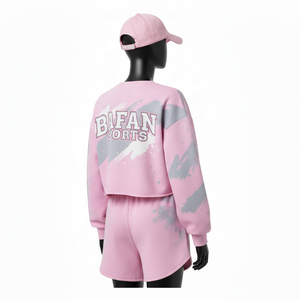 Ensemble sweat-shirt et short en molleton de coton premium 100% coton, tissu brossé doux, logo pastel, pour femmes. - Product Image 5