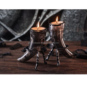 Porte-bougie en corne de buffle polie, accessoire décoratif durable - Product Image 1