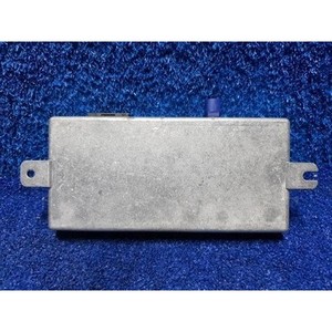 ECU และโมดูลคอมพิวเตอร์มือสองสำหรับรถยนต์ซีรีส์ 5 รุ่น 6653928242002 - Product Image 3