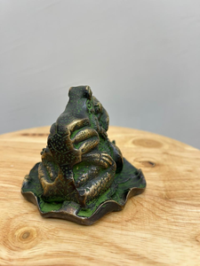 Figurine de grenouille en laiton, sculpture animale faite à la main, décoration Feng Shui, ornement de table pour salon - Product Image 3