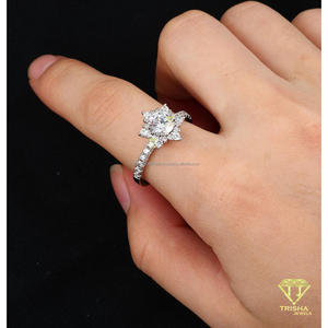 Bague de fiançailles élégante en moissanite VVS, diamant rond central, grappe florale, argent sterling 925, bijoux de mariée - Product Image 4