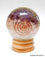 Vente en gros de chips naturelles à sept chakras, orgone de guérison de meilleure qualité, boule de sphère énergétique, mascotte religieuse, direct d'usine