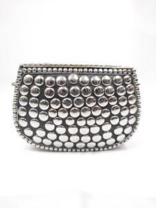 Bolso de mano de metal indio hecho a mano para mujer - Product Image 3