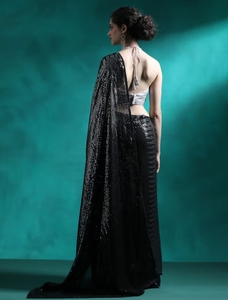 Sari KV negro de diseño elegante con lentejuelas y blusa sin coser - Product Image 3